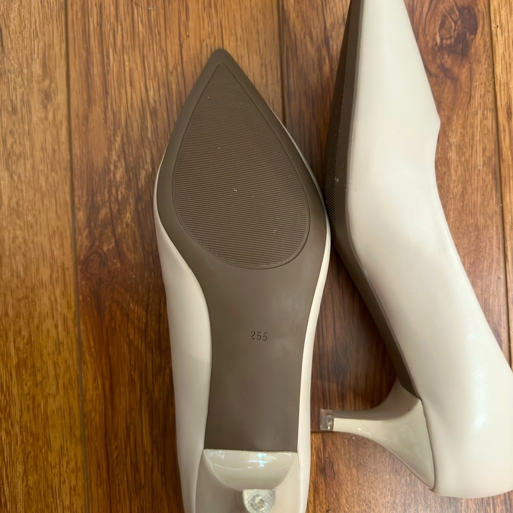 Short heels 👠 👠